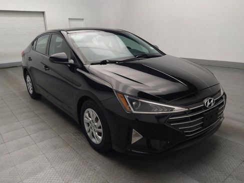 Used 2019 Hyundai Elantra SE image 13