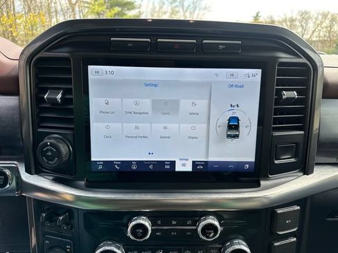Used 2023 Ford F150 Lariat AWD/4WD image 44