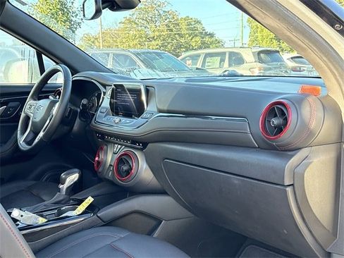 Used 2022 Chevrolet Blazer RS w/ Enhanced Convenience Package image 22