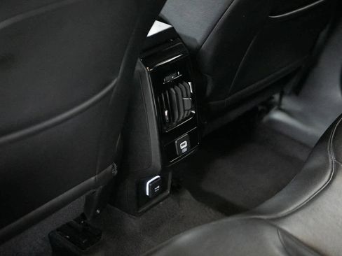 Used 2023 Jeep Compass Latitude image 24