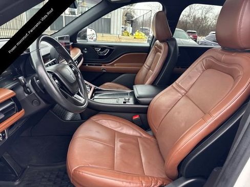 Certified 2023 Lincoln Aviator Reserve w/ Equipment Group 201A image 14