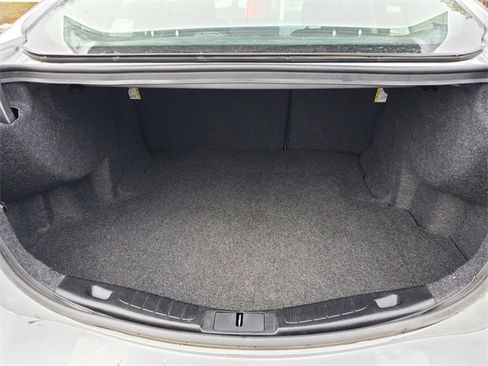 Used 2020 Ford Fusion SE image 8