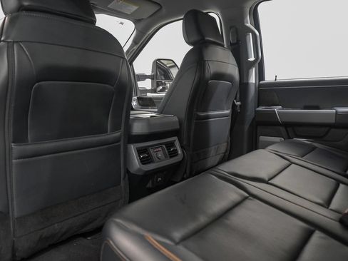 Used 2025 Ford F250 Lariat AWD/4WD image 38