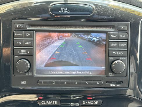 Used 2014 Nissan Juke SL AWD/4WD image 22