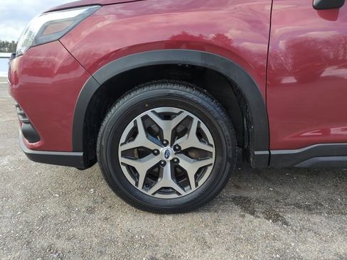 Used 2022 Subaru Forester Premium image 35