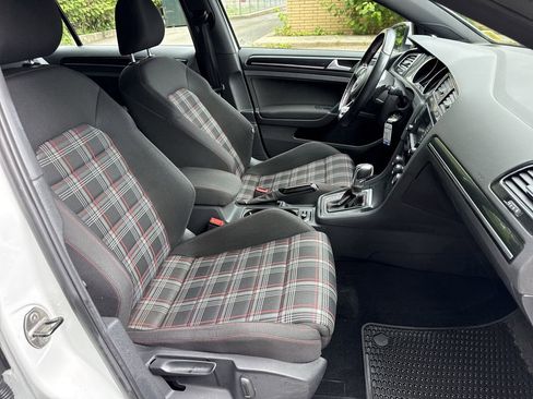 Used 2016 Volkswagen GTI S FWD image 33
