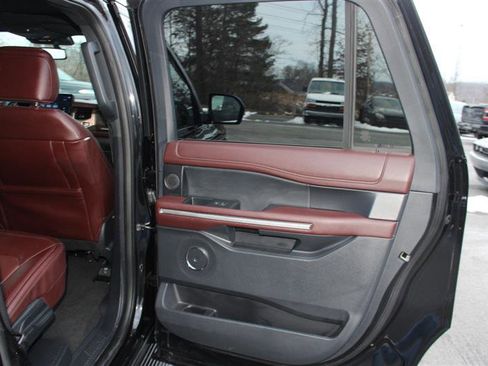 Used 2024 Ford Expedition Max Limited image 20