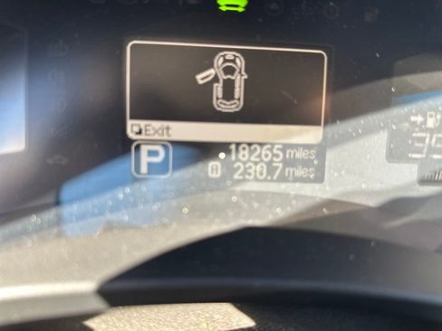 Used 2012 Nissan Leaf SV image 18