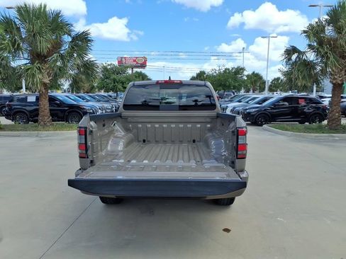 Used 2024 Nissan Frontier PRO-4X w/ Off-Road Protection Package AWD/4WD image 21