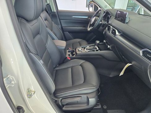 New 2025 MAZDA CX-5 AWD 2.5 S w/ Select Package image 4