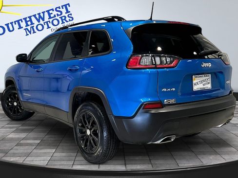 Used 2022 Jeep Cherokee Latitude Lux AWD/4WD image 5