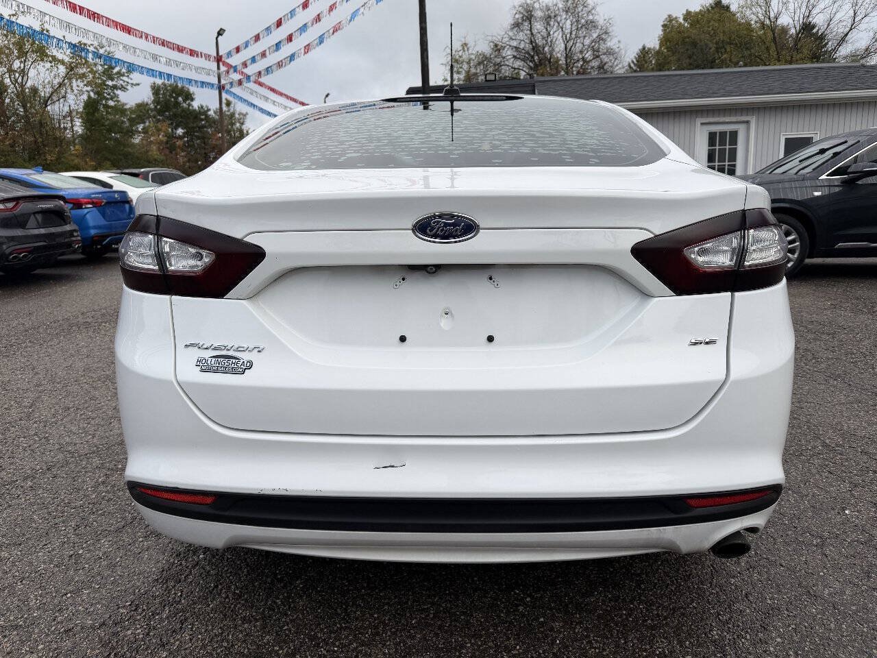 Used 2015 Ford Fusion SE FWD image 5