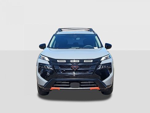 New 2026 Nissan Rogue SV AWD/4WD image 2