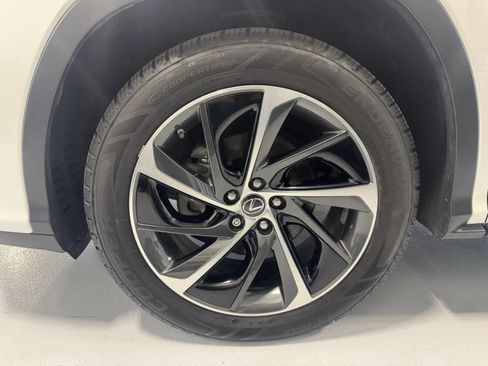 Used 2018 Lexus RX 450h AWD w/ Luxury Package image 40
