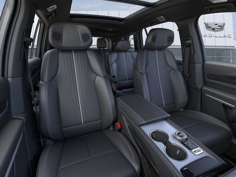 New 2026 Cadillac Vistiq Sport image 16