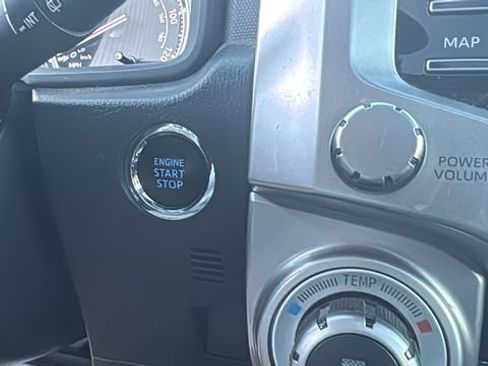 Used 2022 Toyota 4Runner Limited image 5