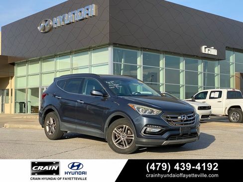 Used 2017 Hyundai Santa Fe Sport image 1