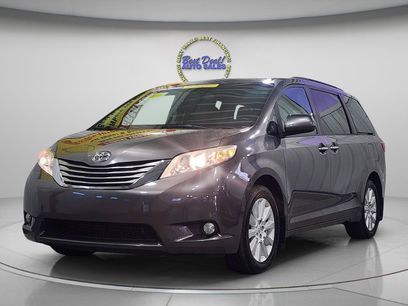 Used 2017 Toyota Sienna XLE