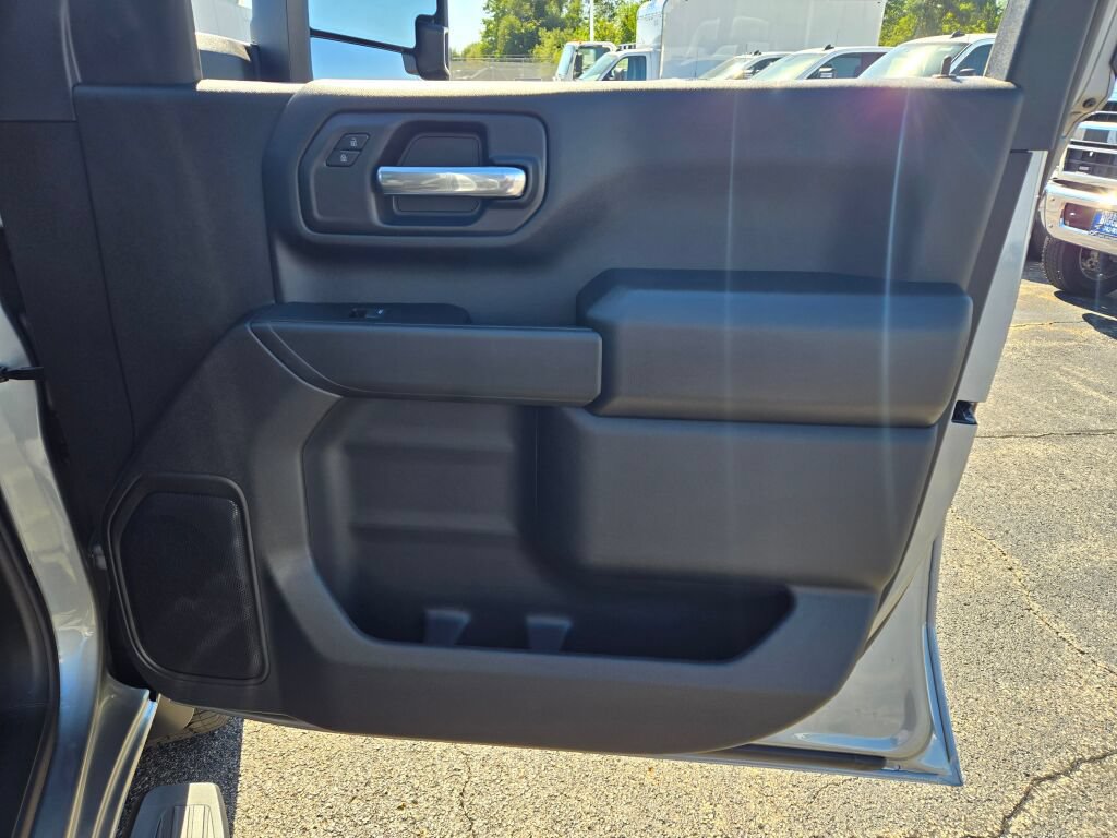 New 2026 Chevrolet Silverado 2500 Custom w/ Custom Convenience Package AWD/4WD image 6