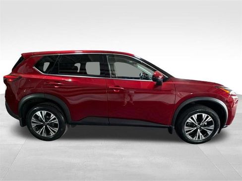 Used 2021 Nissan Rogue SV AWD/4WD image 4
