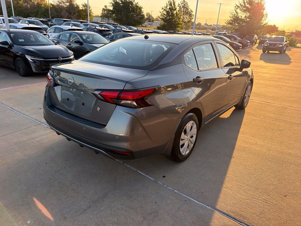 Used 2025 Nissan Versa S w/ Trunk Package FWD image 5