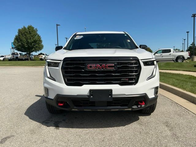 Used 2025 GMC Acadia AT4 AWD/4WD image 8
