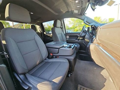 Used 2024 Chevrolet Silverado 1500 LT AWD/4WD image 28
