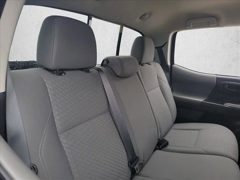 Used 2020 Toyota Tacoma SR5 image 16