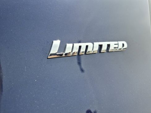 Used 2023 Toyota 4Runner Limited AWD/4WD image 22
