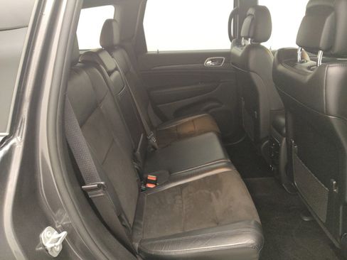 Used 2019 Jeep Grand Cherokee Altitude image 19