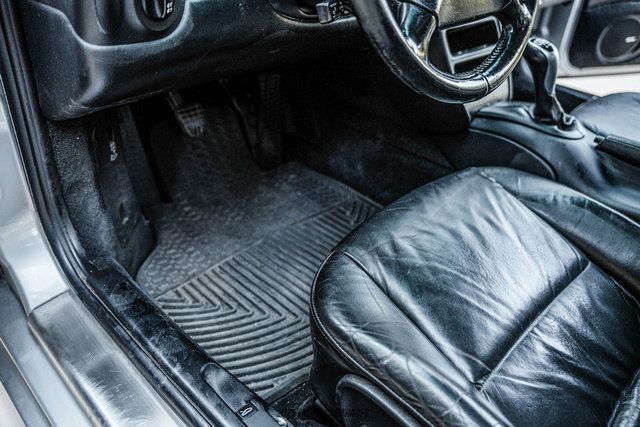 Used 2002 Porsche 911 Turbo AWD/4WD image 41