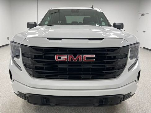 Used 2024 GMC Sierra 1500 Pro w/ Graphite Edition image 3