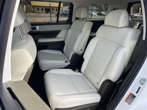 Used 2025 Hyundai Santa Fe Calligraphy image 22