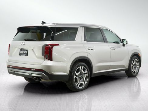 Used 2025 Hyundai Palisade Limited AWD/4WD image 6