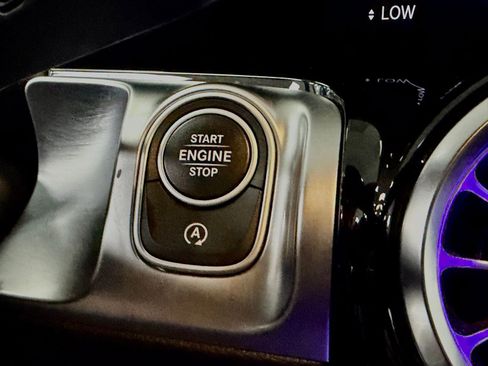 Certified 2023 Mercedes-Benz GLB 250 image 31