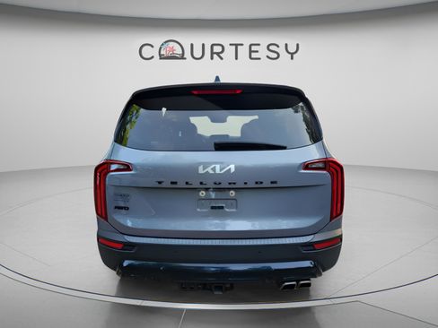 Used 2022 Kia Telluride SX w/ SX Prestige Package AWD/4WD image 14