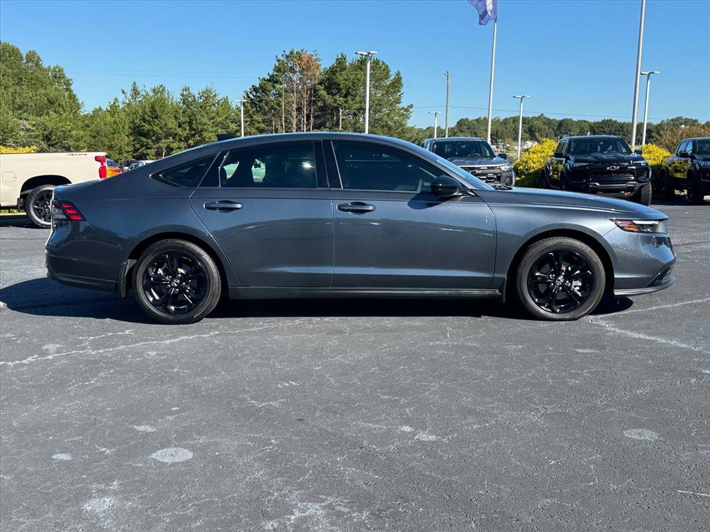 Used 2025 Honda Accord SE image 2