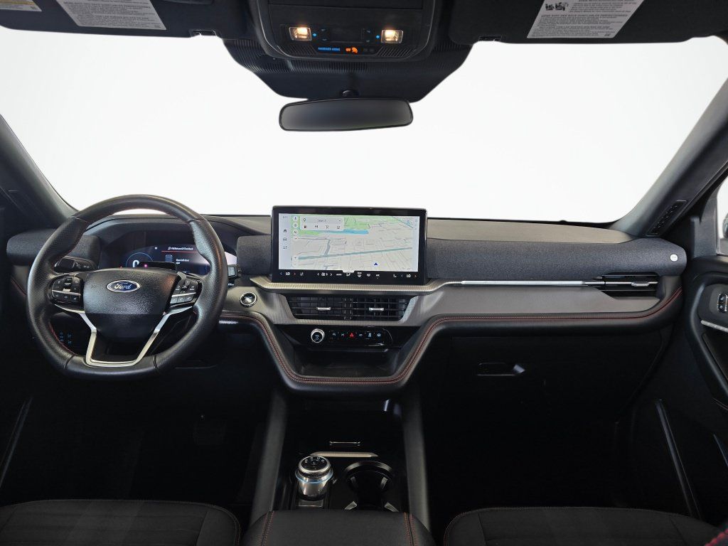 Used 2025 Ford Explorer ST-Line AWD/4WD image 33