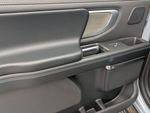 New 2025 Ford Expedition Max Platinum w/ Driver's Package image 31