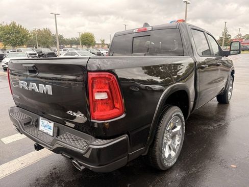 New 2026 RAM 1500 4x4 Crew Cab image 8
