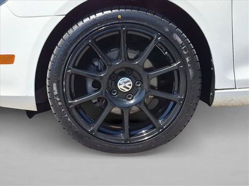Used 2013 Volkswagen Jetta SE FWD image 22