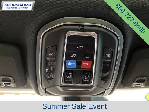 Used 2023 Jeep Grand Cherokee Altitude AWD/4WD image 25
