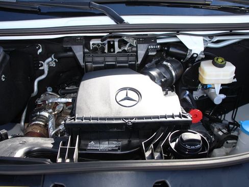 Used 2023 Mercedes-Benz Sprinter 3500 w/ Acoustic Package image 24