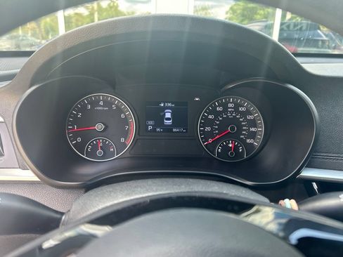 Used 2020 Kia Optima LX FWD image 1