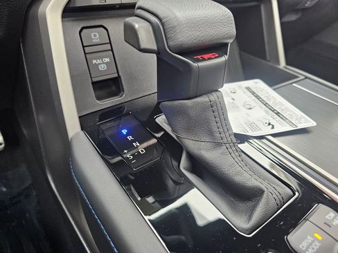 New 2026 Toyota Sequoia Platinum image 40