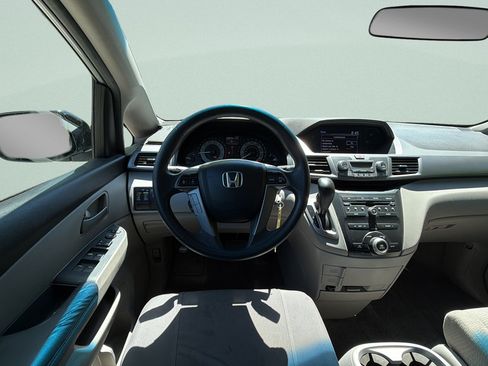 Used 2012 Honda Odyssey EX image 11