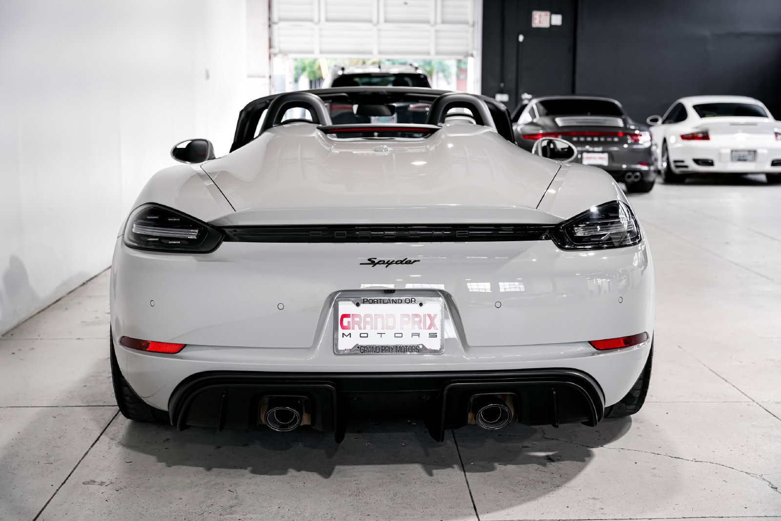 Used 2022 Porsche 718 Boxster Spyder RWD image 4