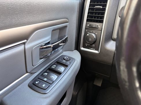 Used 2018 RAM 1500 Big Horn AWD/4WD image 28