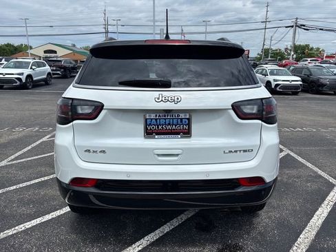 Used 2022 Jeep Compass Limited w/ Elite Group AWD/4WD image 4