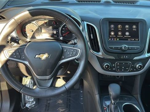 Used 2022 Chevrolet Equinox LT image 9